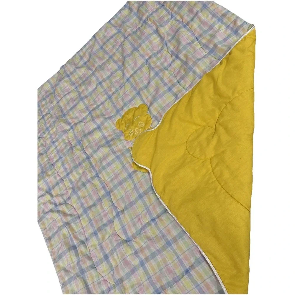 VTG Bear Crib Blanket‎ Baby Quilt Pastel Plaid Yellow 1980s Floor Play USA